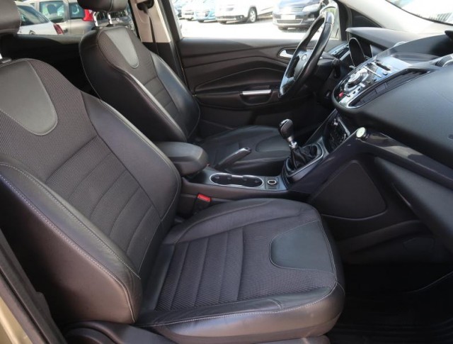 Ford Kuga  2.0 TDCi Titanium
