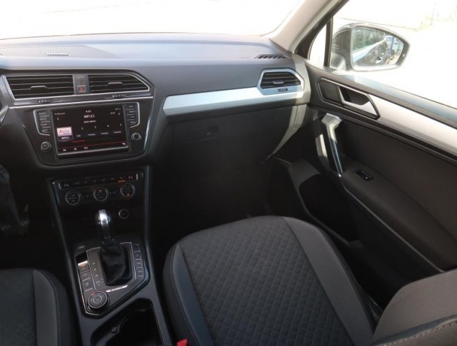 Volkswagen Tiguan  2.0 TDI 