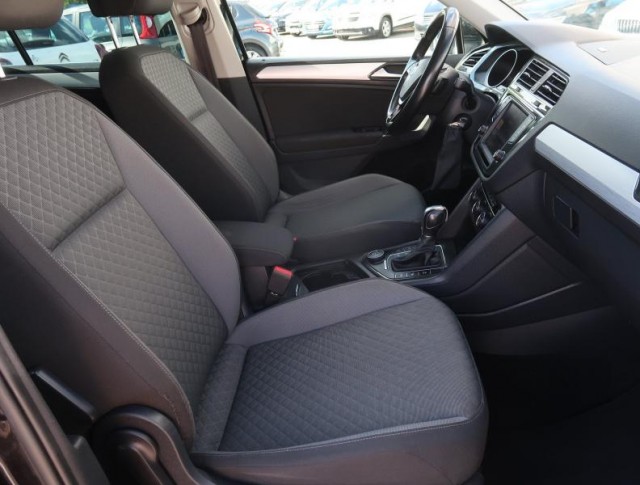 Volkswagen Tiguan  2.0 TDI 