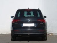 Volkswagen Tiguan  2.0 TDI 