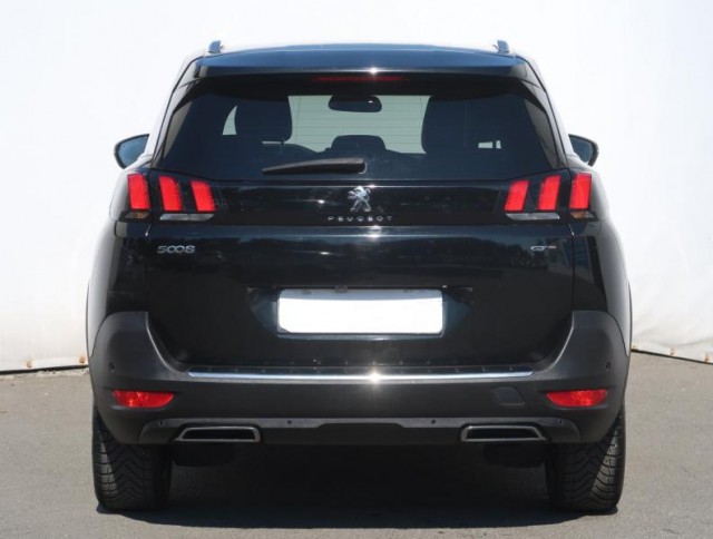 Peugeot 5008  2.0 BlueHDi 