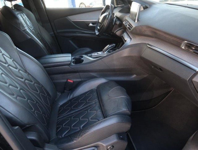 Peugeot 5008  2.0 BlueHDi 