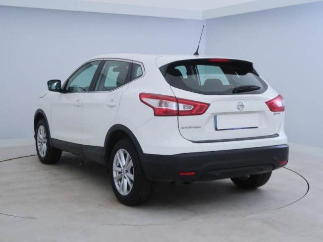 Nissan Qashqai  1.2 DIG-T Acenta