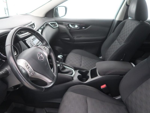 Nissan Qashqai  1.2 DIG-T Acenta