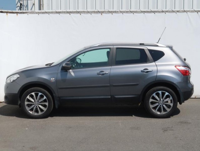 Nissan Qashqai  2.0 