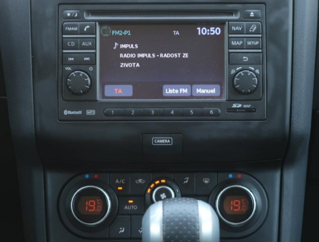 Nissan Qashqai  2.0 