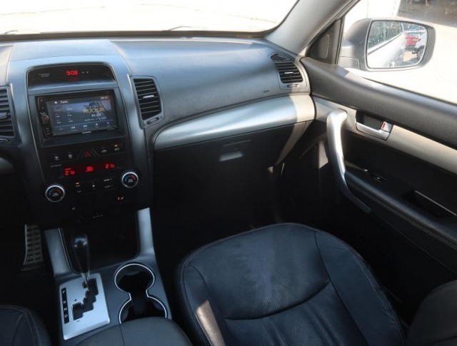 Kia Sorento  2.2 CRDi 