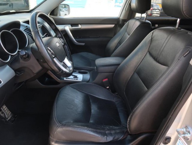 Kia Sorento  2.2 CRDi 