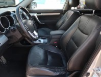 Kia Sorento  2.2 CRDi 