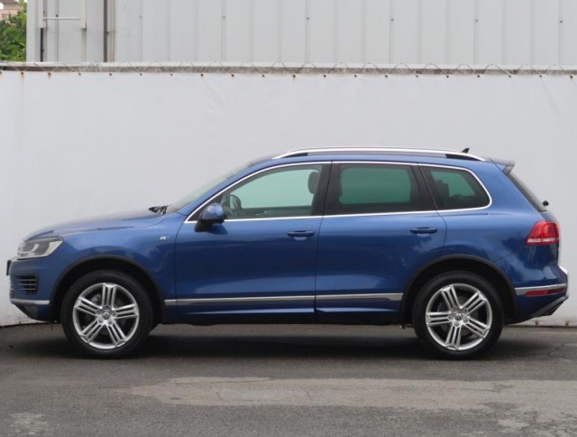 Volkswagen Touareg  3.0 TDI R-Line