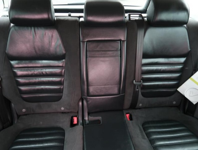Volkswagen Touareg  3.0 TDI R-Line