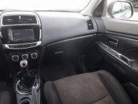 Mitsubishi ASX  1.6 MIVEC 