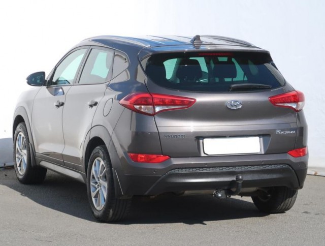 Hyundai Tucson  1.7 CRDi Trikolor