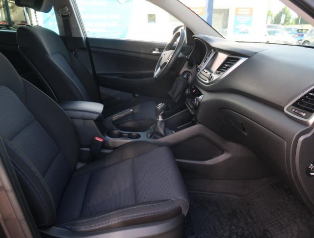 Hyundai Tucson  1.7 CRDi Trikolor