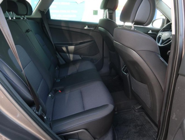 Hyundai Tucson  1.7 CRDi Trikolor