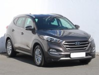 Hyundai Tucson  1.7 CRDi Trikolor