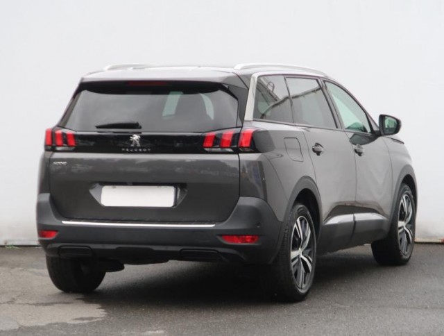 Peugeot 5008  PureTech 130 