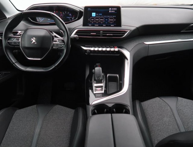 Peugeot 5008  PureTech 130 