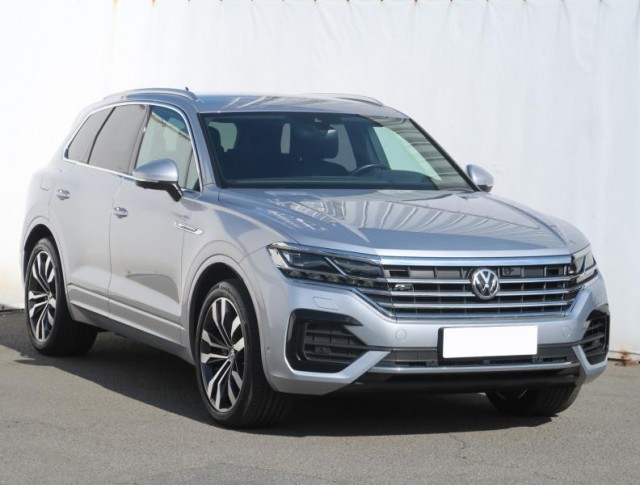 Volkswagen Touareg  3.0 TDI R-Line