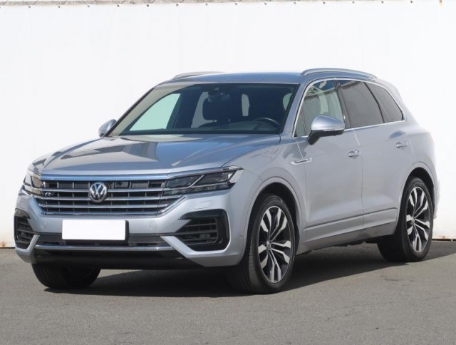 Volkswagen Touareg  3.0 TDI R-Line