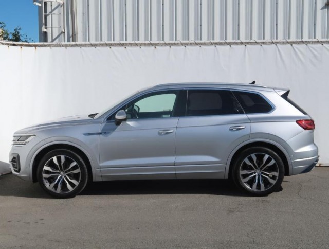 Volkswagen Touareg  3.0 TDI R-Line