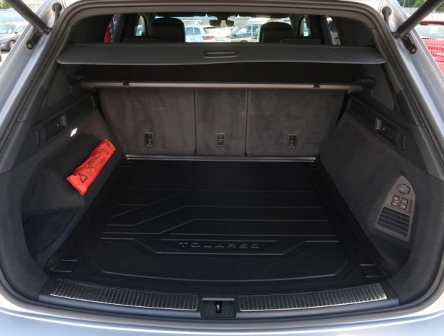 Volkswagen Touareg  3.0 TDI R-Line