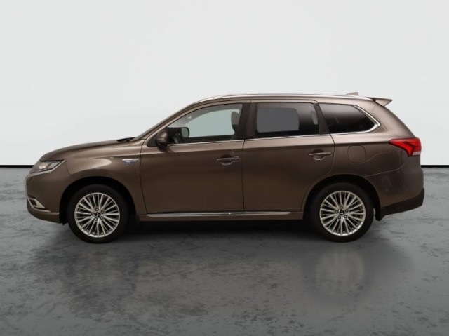 Mitsubishi Outlander  2.4 PHEV 