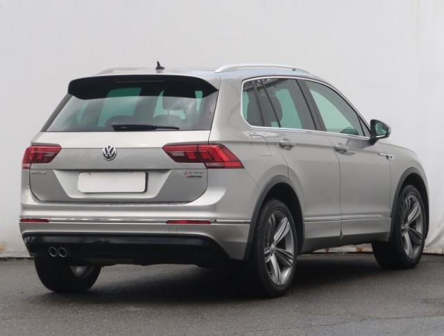 Volkswagen Tiguan  2.0 TDI R-Line