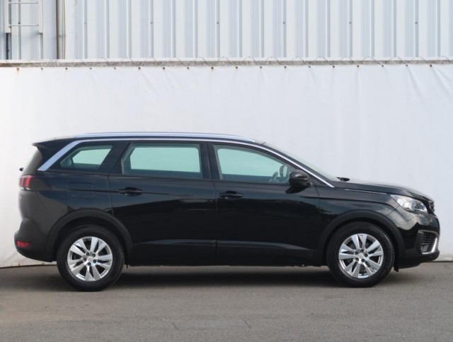 Peugeot 5008  PureTech 130 