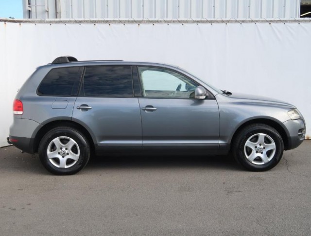 Volkswagen Touareg  3.2 V6 