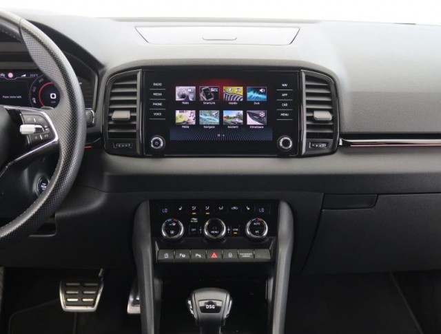 Škoda Karoq  1.5 TSI Sportline