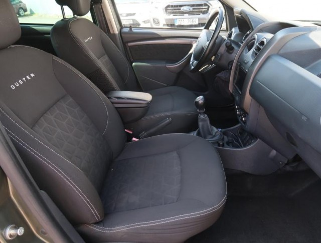 Dacia Duster  1.6 16V 