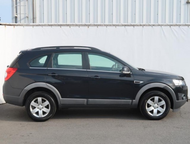 Chevrolet Captiva  2.2 CDTi LT High