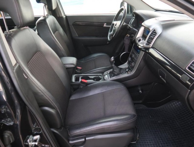 Chevrolet Captiva  2.2 CDTi LT High