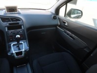 Peugeot 5008  1.6 HDi 