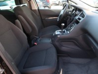 Peugeot 5008  1.6 HDi 