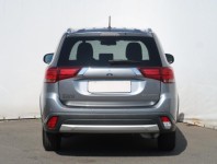 Mitsubishi Outlander  2.0 Intense