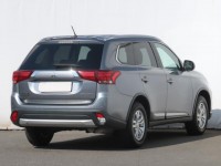 Mitsubishi Outlander  2.0 Intense