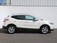 Nissan Qashqai  1.6 DIG-T 