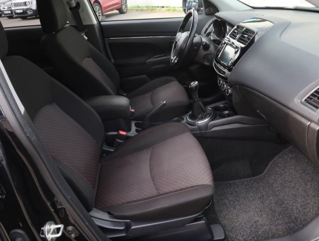 Mitsubishi ASX  1.6 MIVEC 