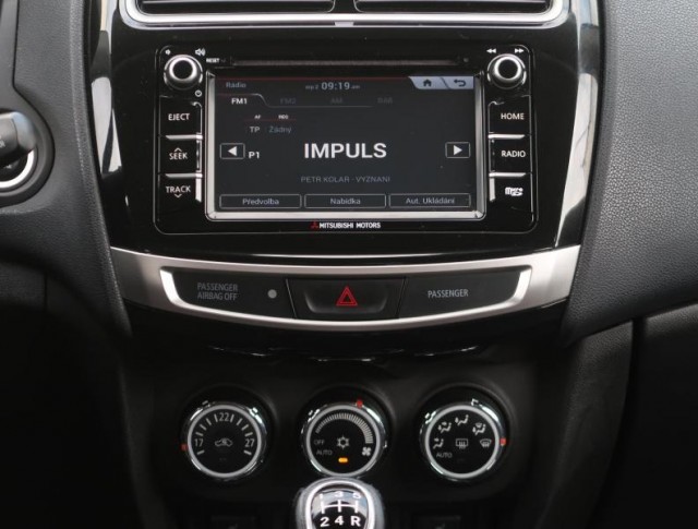 Mitsubishi ASX  1.6 MIVEC 