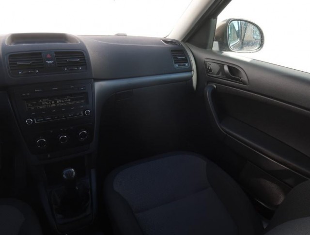 Škoda Yeti  1.2 TSI Active