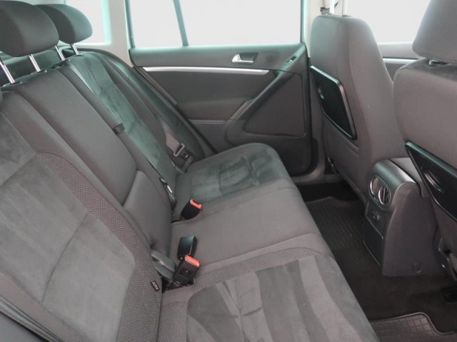 Volkswagen Tiguan  2.0 TDI 