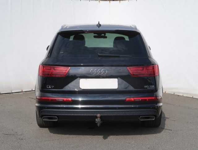 Audi Q7  50 TDI S-Line
