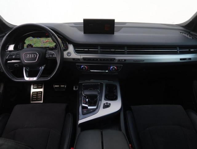 Audi Q7  50 TDI S-Line