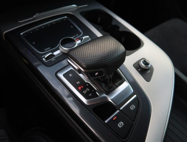 Audi Q7  50 TDI S-Line