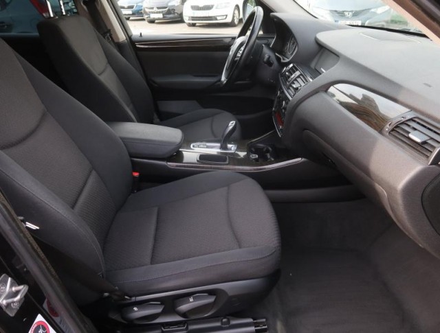 BMW X3  xDrive20i 