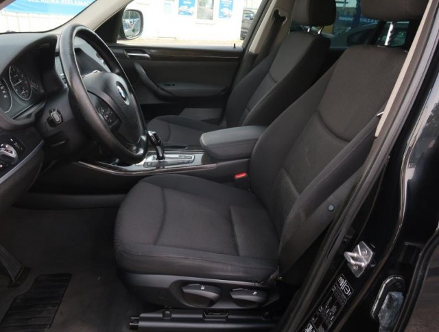 BMW X3  xDrive20i 