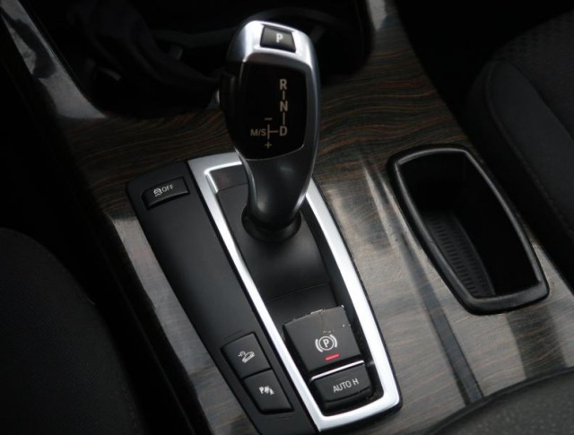 BMW X3  xDrive20i 