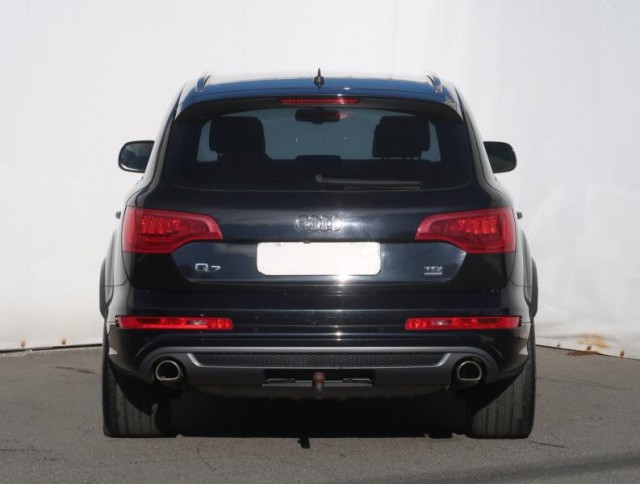 Audi Q7  3.0 TDI S-Line